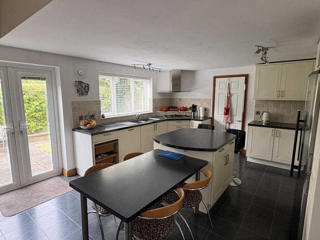 House in Bristol, Winscombe and Sandford - View 4