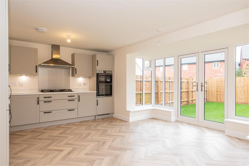 House in Weldon, North Northamptonshire - View 3