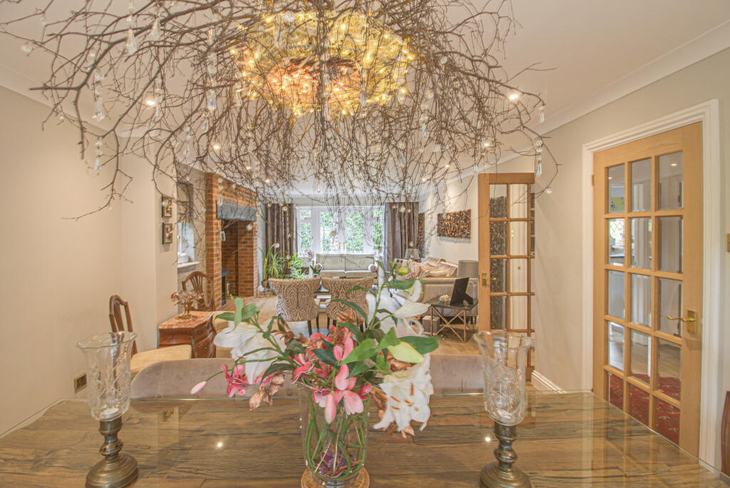 Oaklea, Welwyn, AL6 photo 5