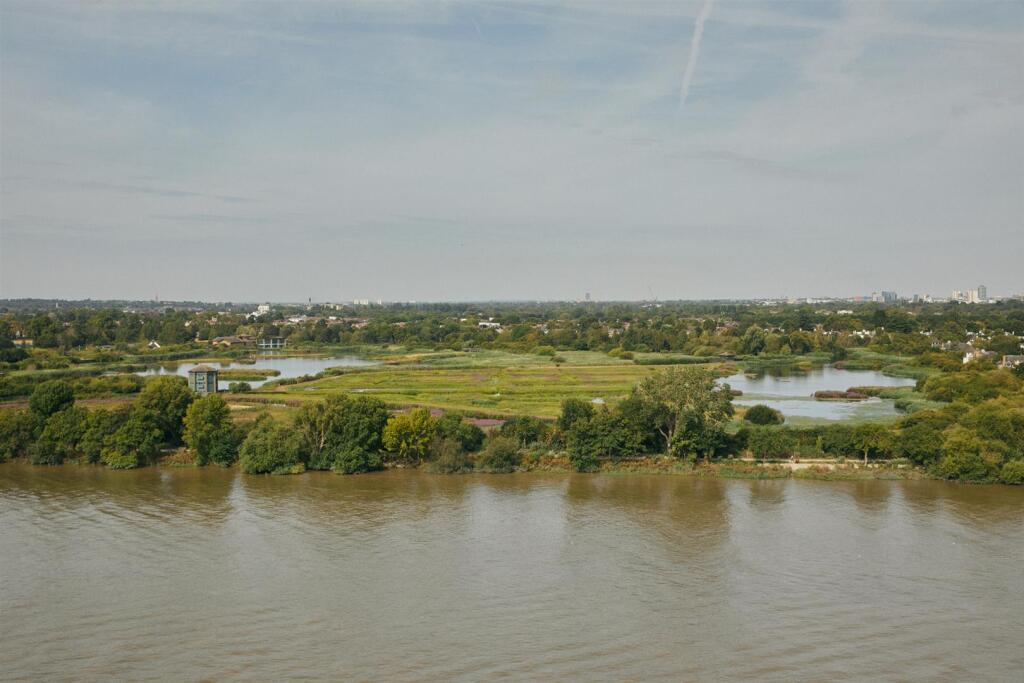 House in London - View 4