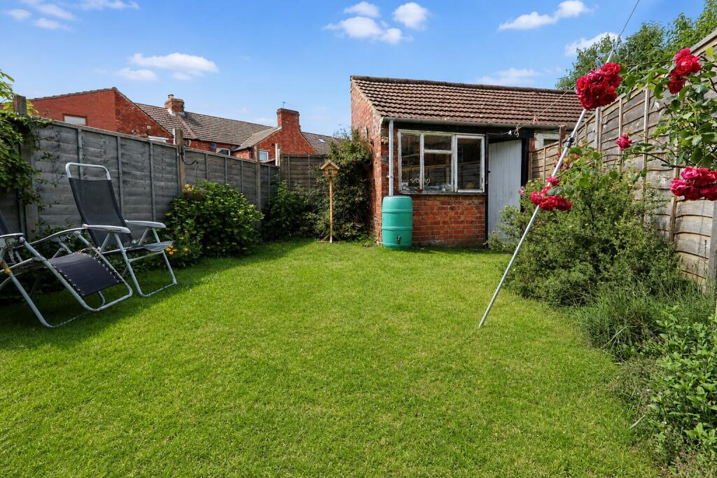 House in Kettering, Avondale - View 5