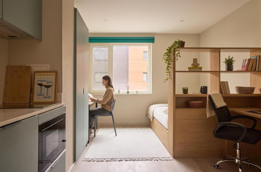 Main image of property: LONDON | STUDENT | SEPTEMBER