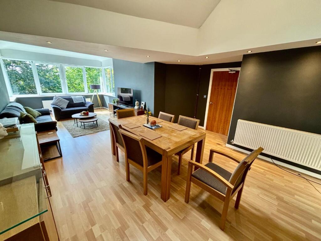 Apartment in Manchester, Greater Manchester - View 4