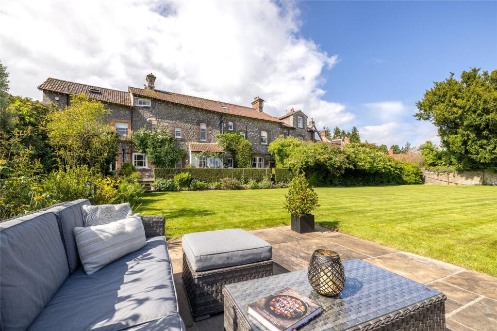 Five Bedroom Period Property, Fosse Road, Oakhill BA3 5HU