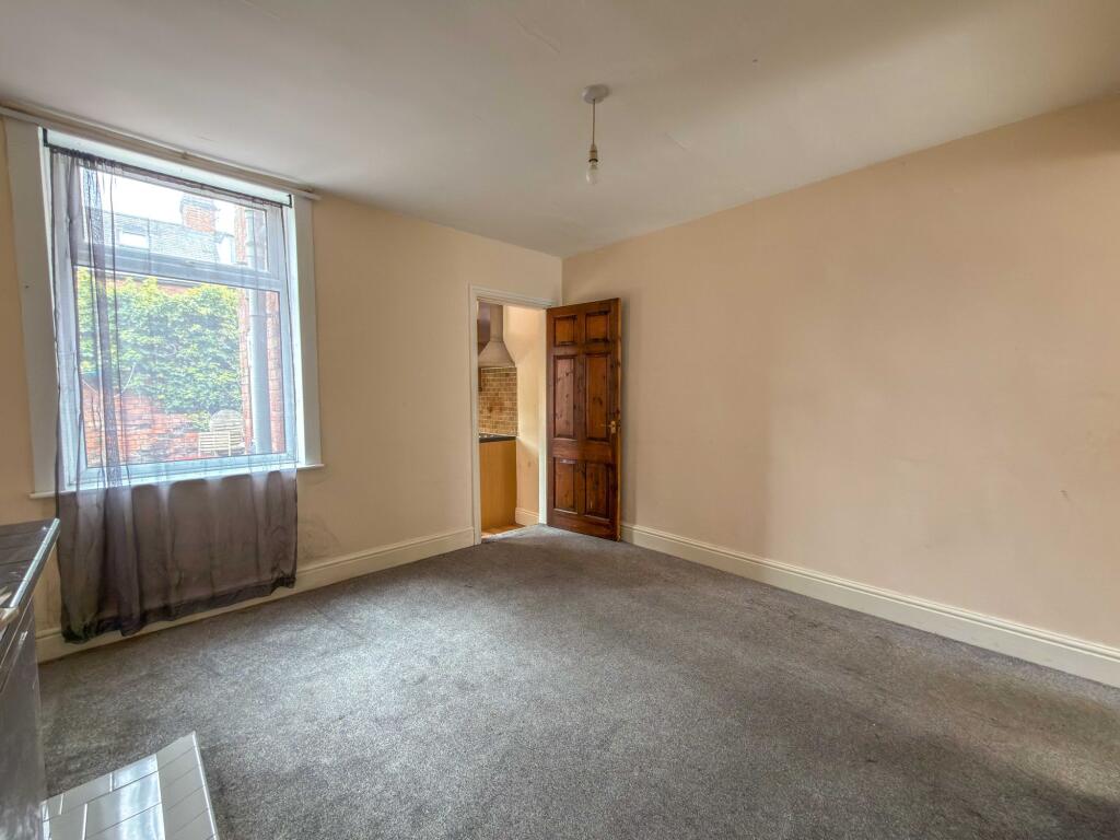 Erdington Road, Atherstone, CV9 photo 3
