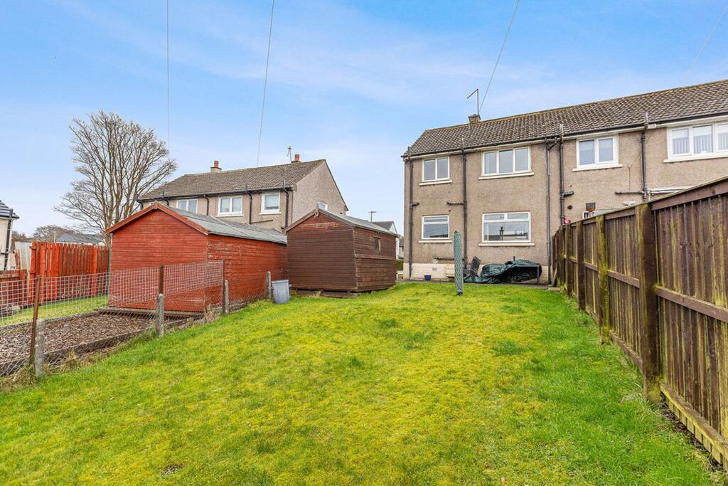 House in Johnstone, Johnstone Castle, Renfrewshire - View 4
