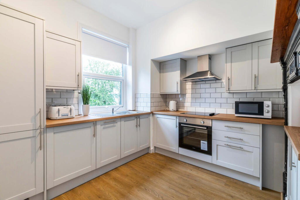 Wood Lane, Leeds – pohled 3