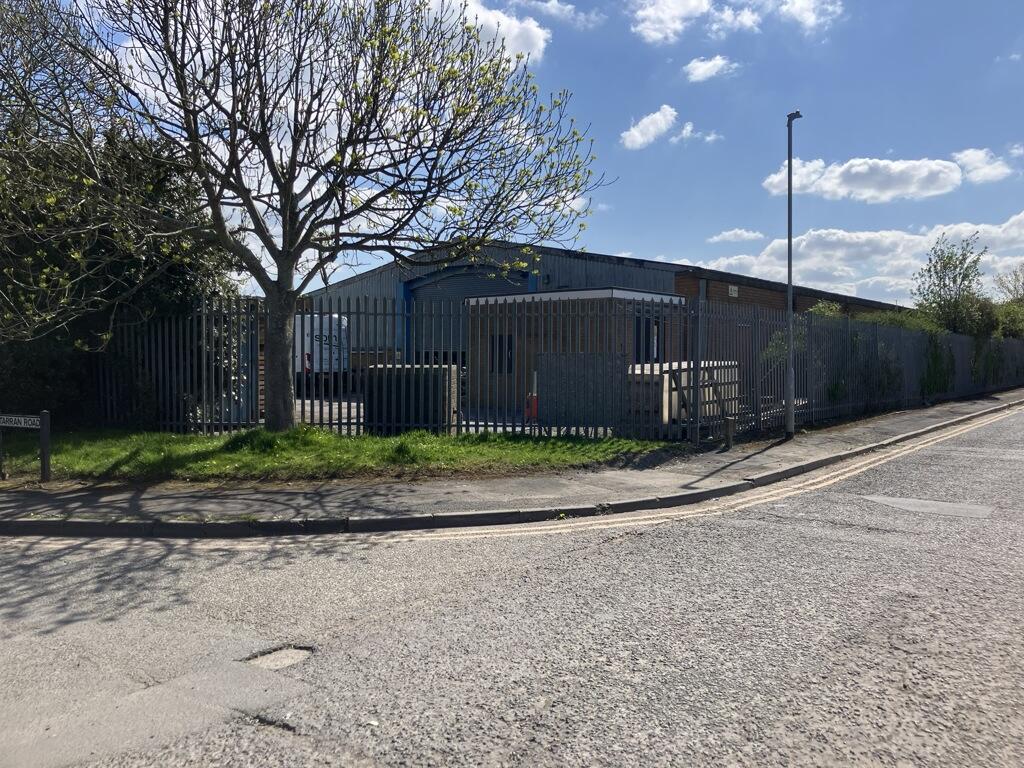 Main image of property: Unit 6 Tarran Way South, Tarran Industrial Estate, Wirral, Merseyside, CH46 4TP
