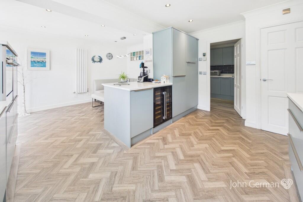 House in Stoke-on-Trent - View 5