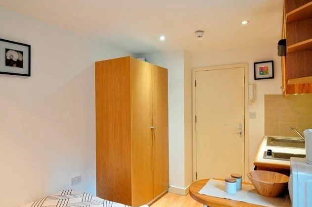 Studio flat for rent
