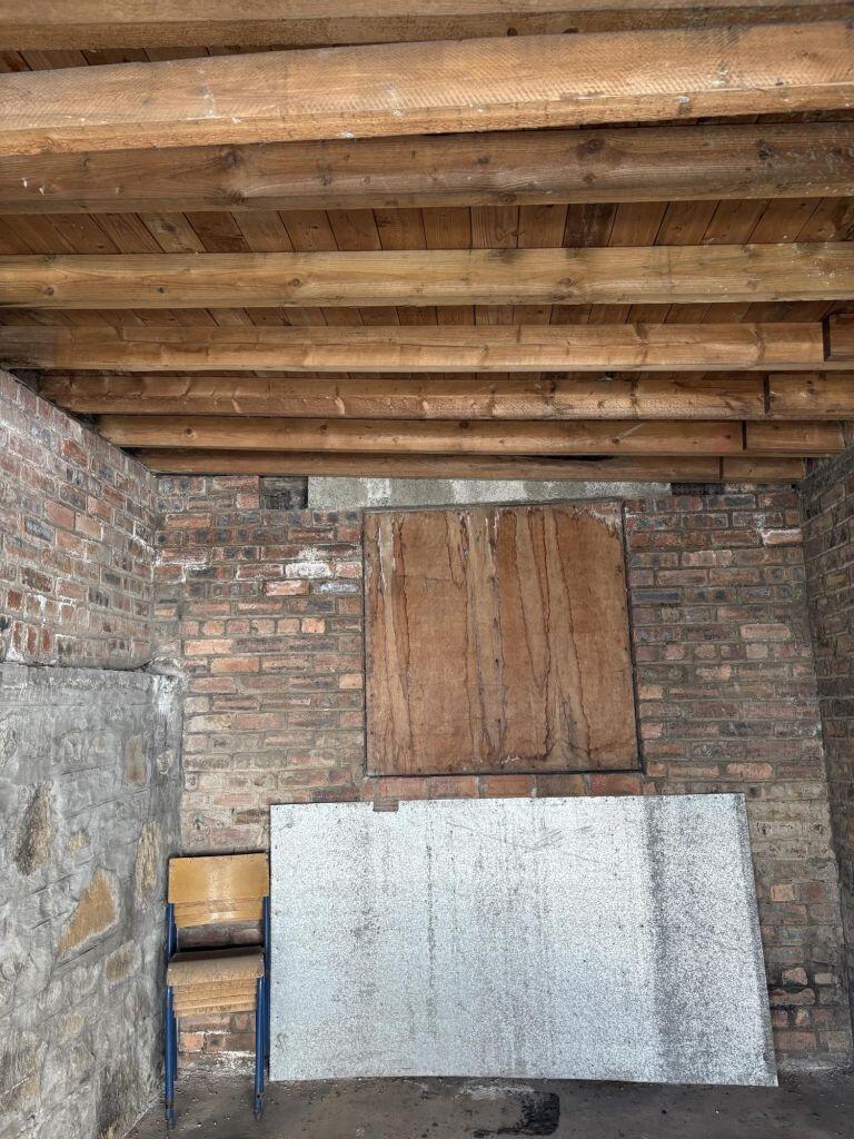 Garage at Arthur Street Lane, Leith, EH6 5DR photo 4