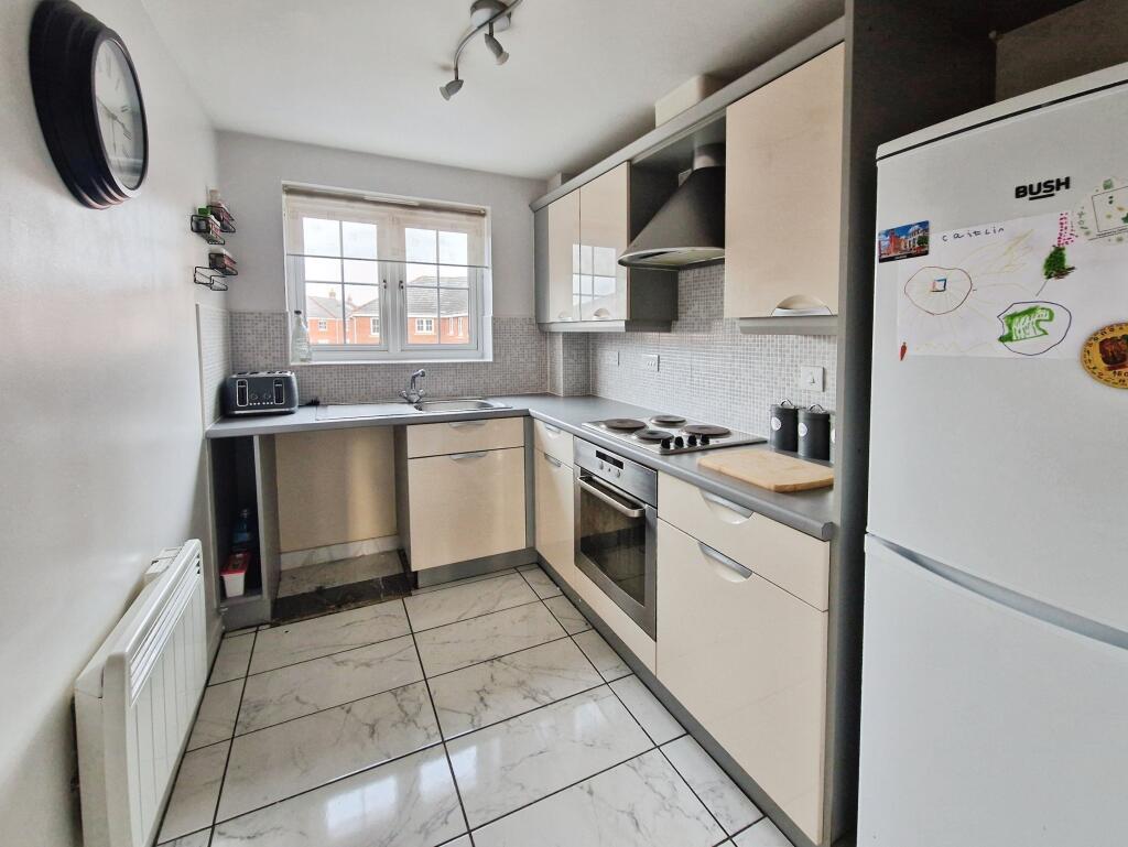 Apartment in Doncaster, Armthorpe - View 2