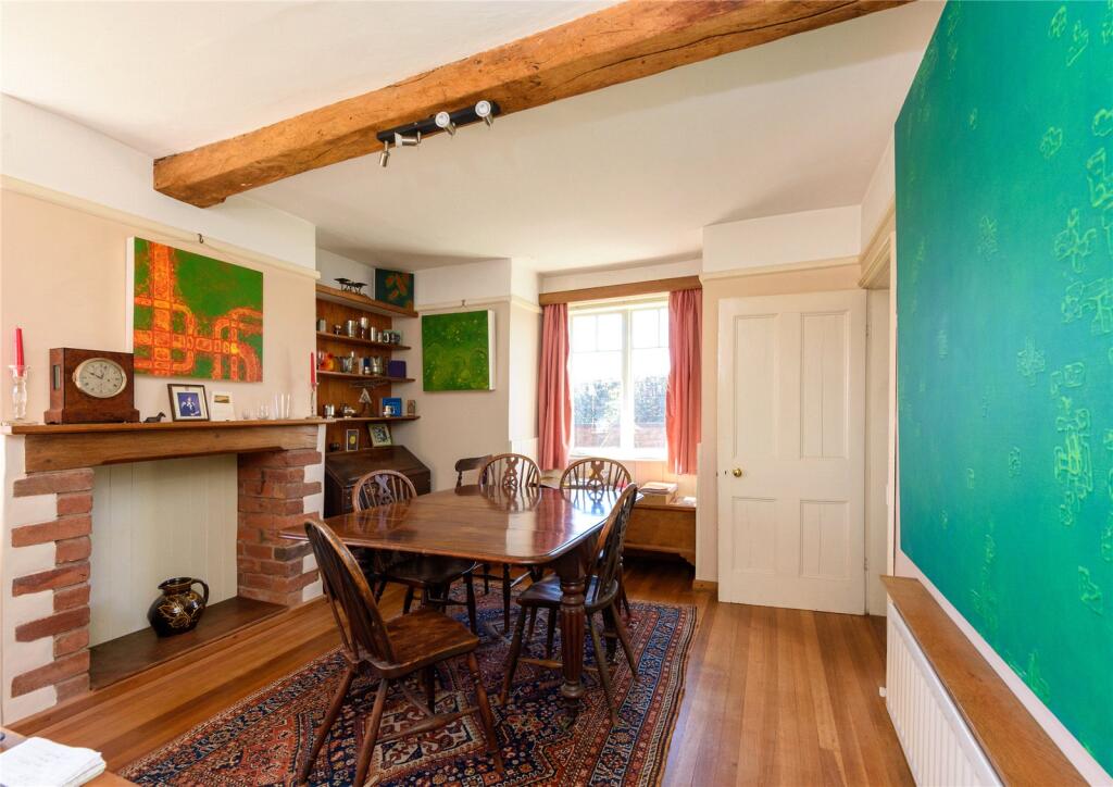 House in Wychavon, Inkberrow - More