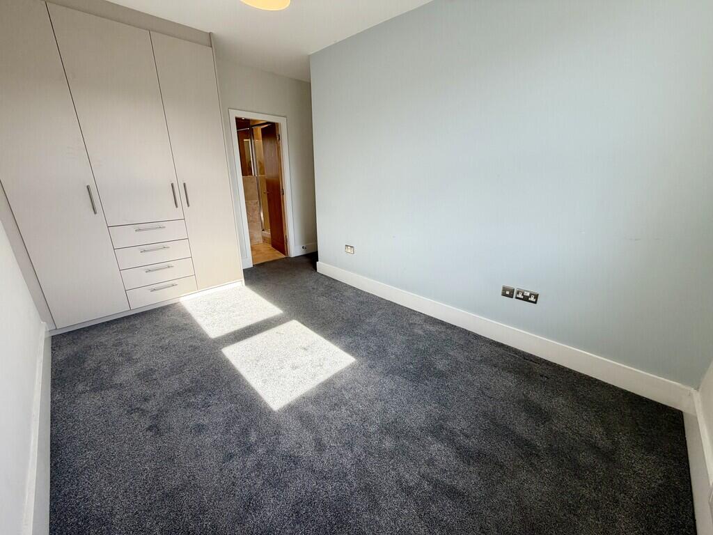Apartment in Huddersfield, Denby Dale - More