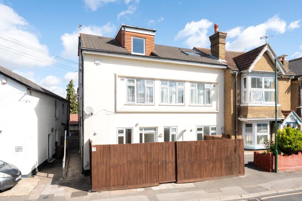 Apartment in Sutton - View 3