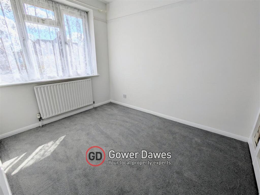House in Romford - View 5