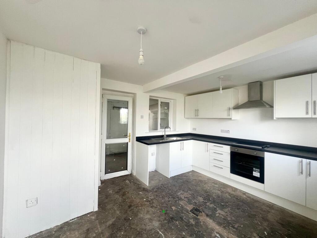 York Road, DN7 photo 3