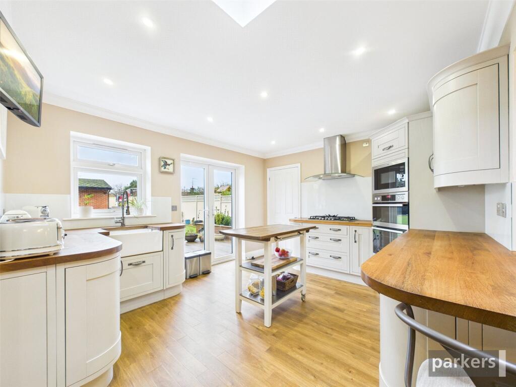 Glebe Lane, Sonning, Reading, Berkshire, RG4 photo 2