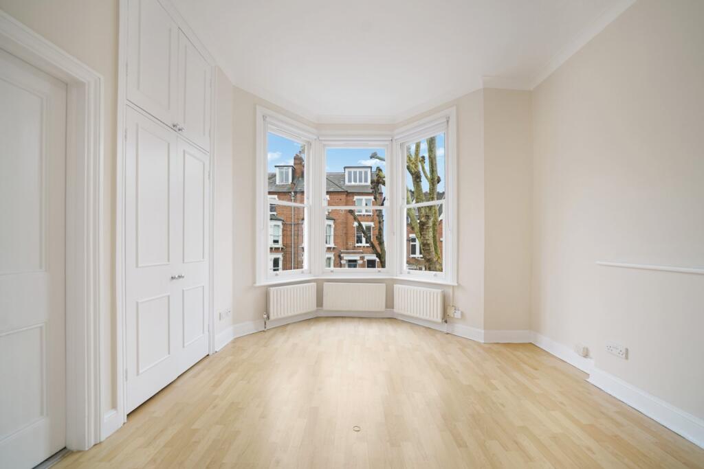 Apartment in London - View 4