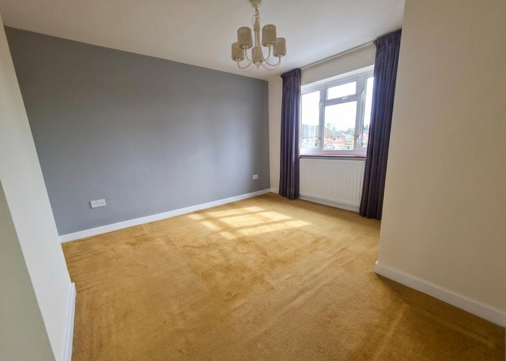 House in Nuneaton and Bedworth, Mount Pleasant - More