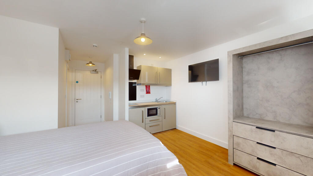 Main image of property: 2 Lemyngton Street, Loughborough