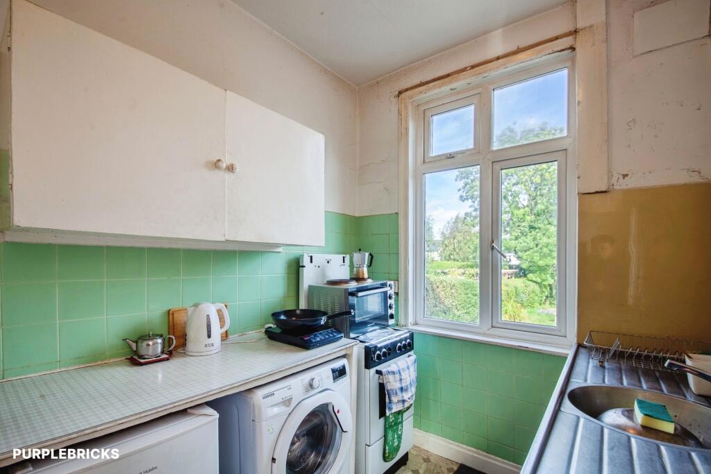 House in Sheffield, Abbeydale, Millhouses - More