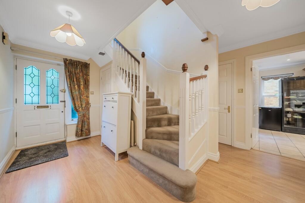House in Woking, Surrey - More