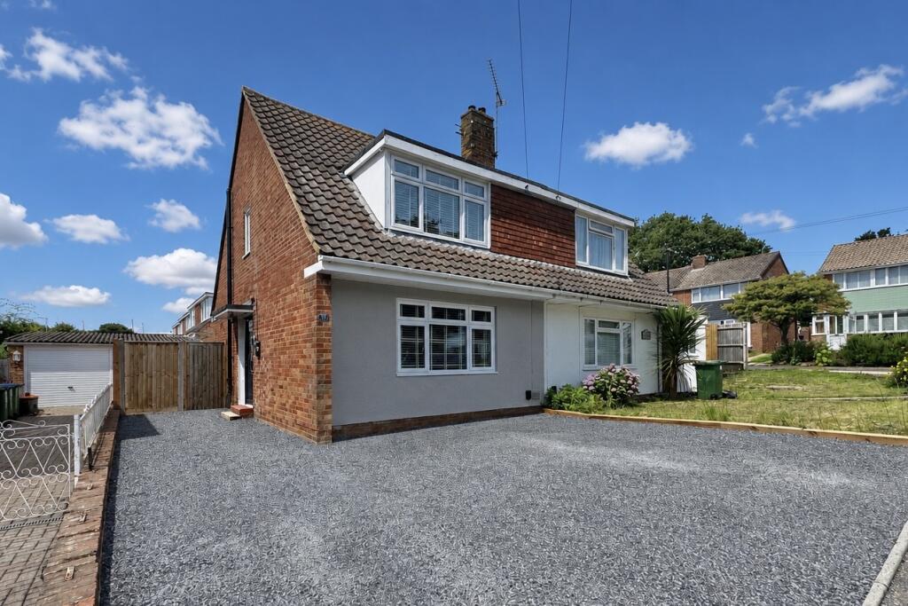Main image of property: The Grove, Sholing