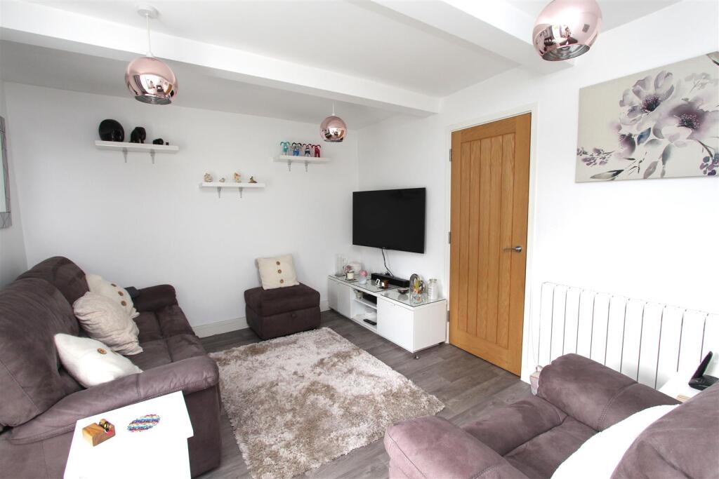 42b Bath Road, Keynsham, Bristol photo 4