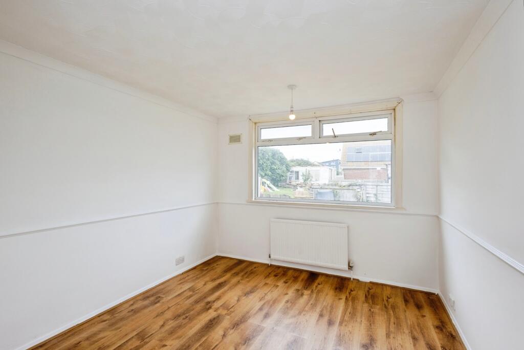 House in Havant, Hampshire - View 5