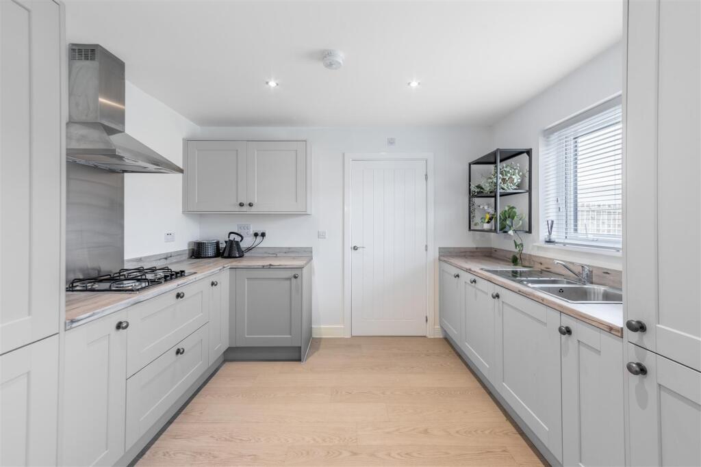 House in Newcastle upon Tyne - View 4