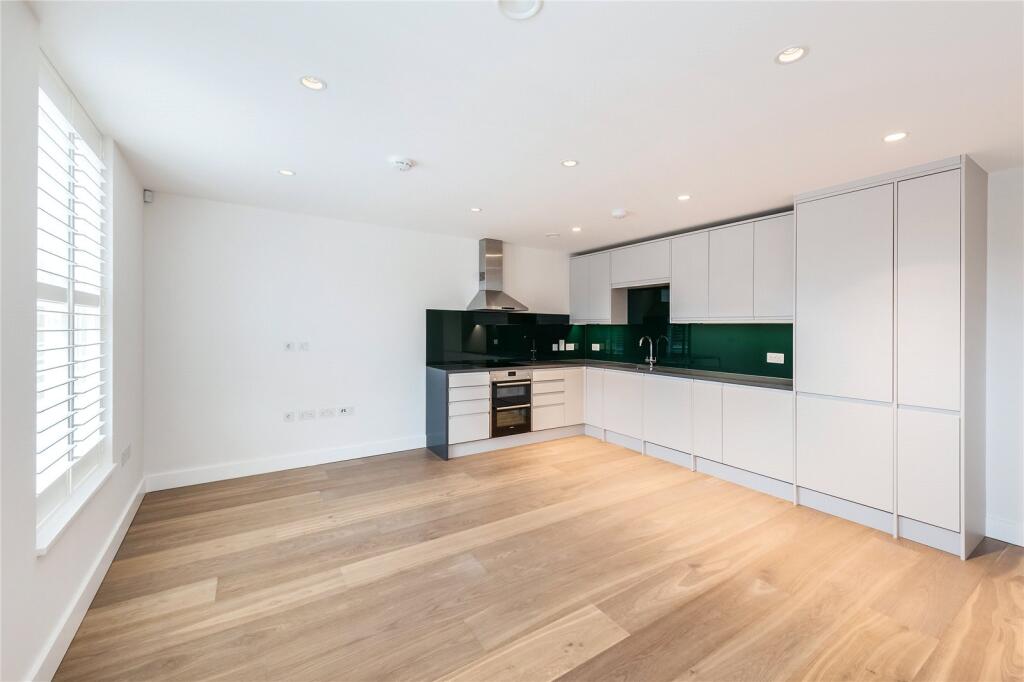 Main image of property: Chiswick High Road, London, W4