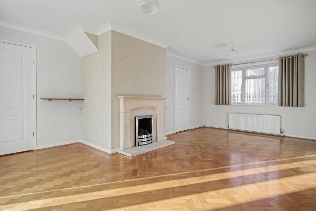 House in Chelmsford - View 2