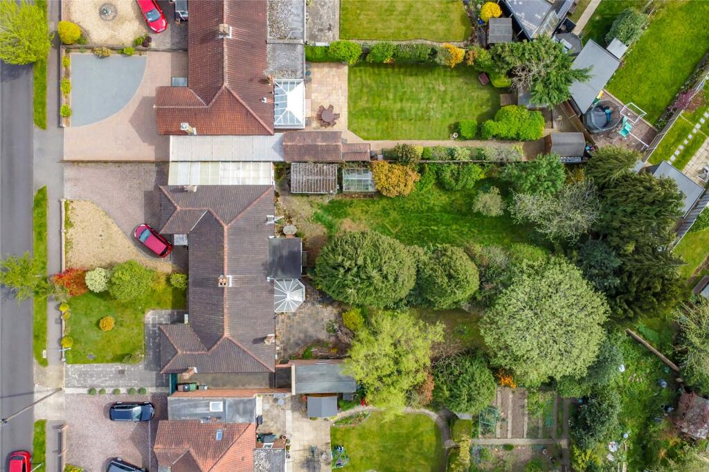 Additional image 10 of Hollybush Avenue, St. Albans, Hertfordshire, AL2
