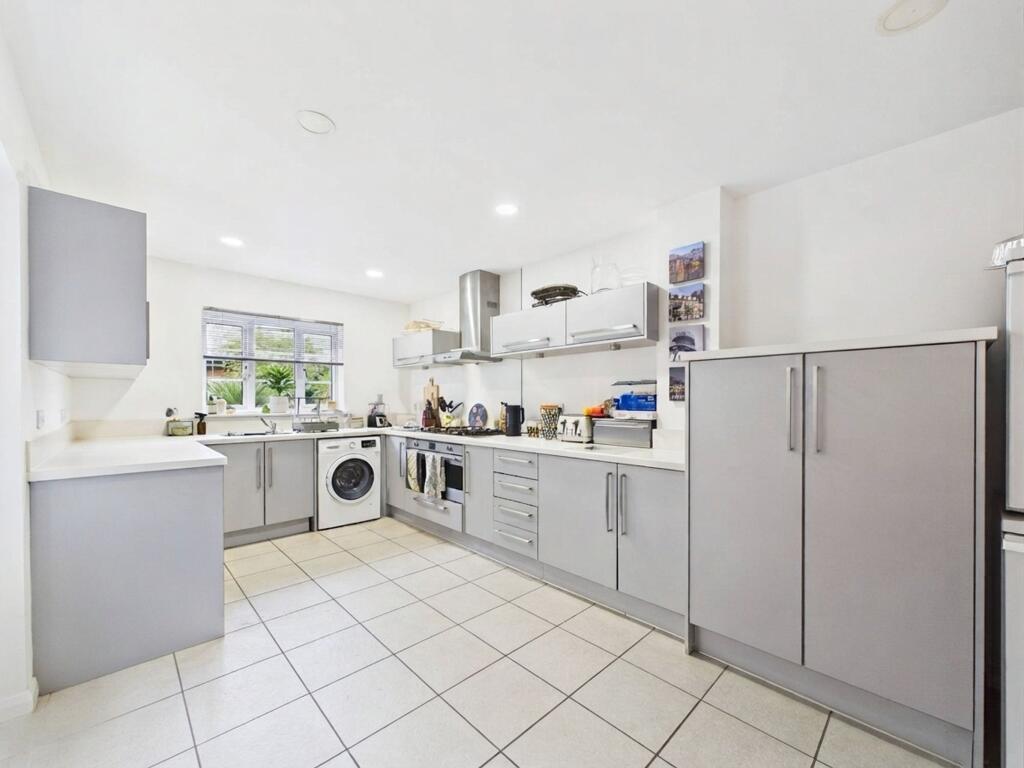 Coneygeare Court, Eynesbury, St. Neots photo 3