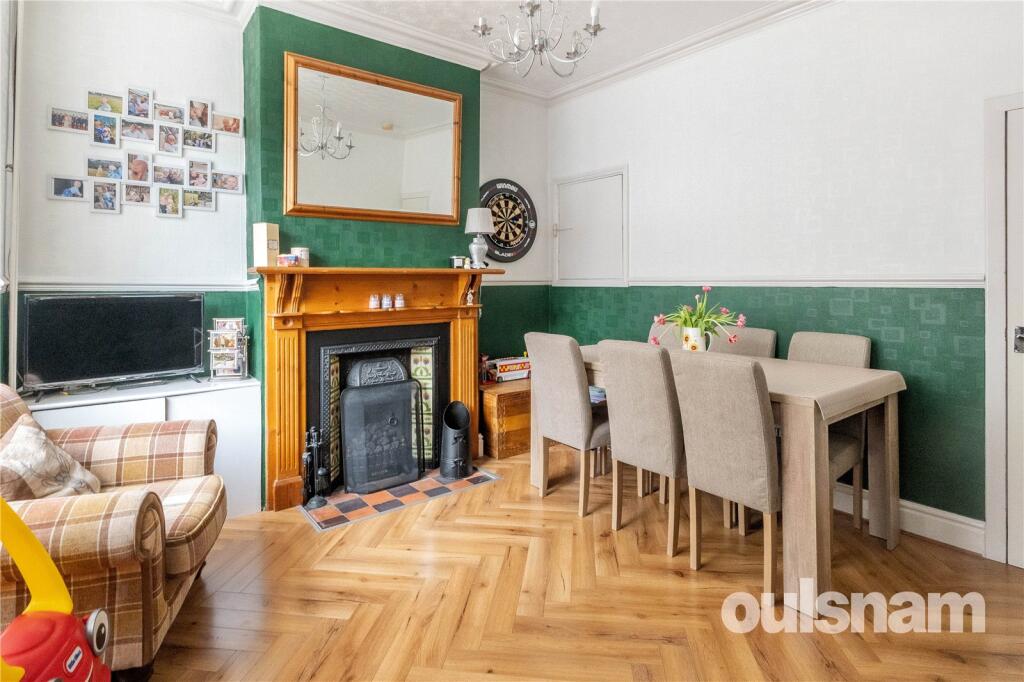 House in Birmingham, Cotteridge - View 2