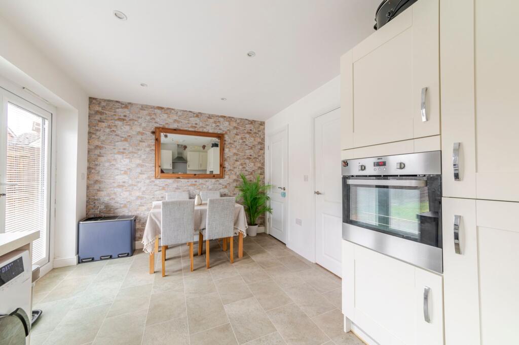Lamprey Road, Ellesmere Port, CH66 photo 4