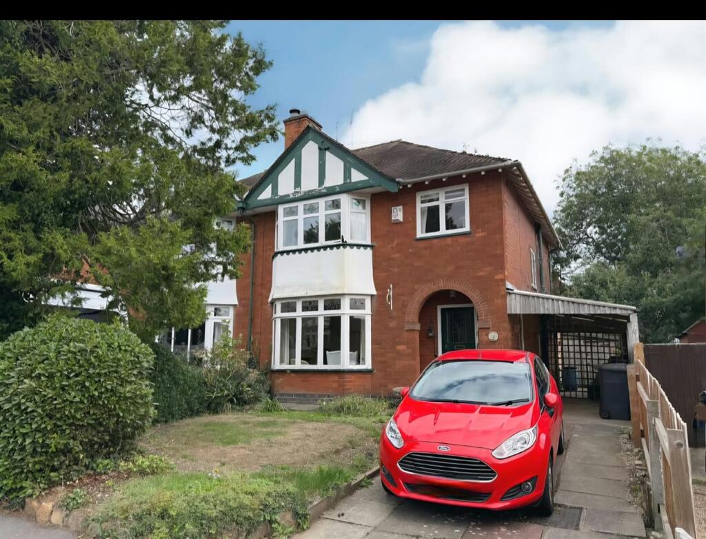 3-bed semi-detached on Park Drive, Littleover, Derby, £325,000