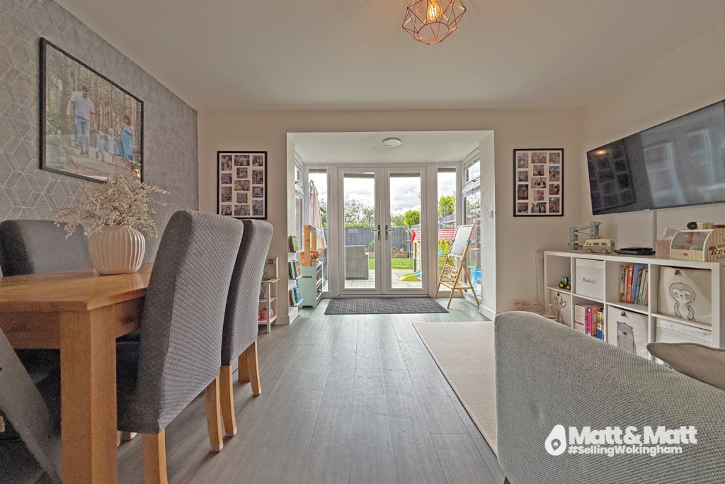 House in Wokingham, Montague Park - View 3