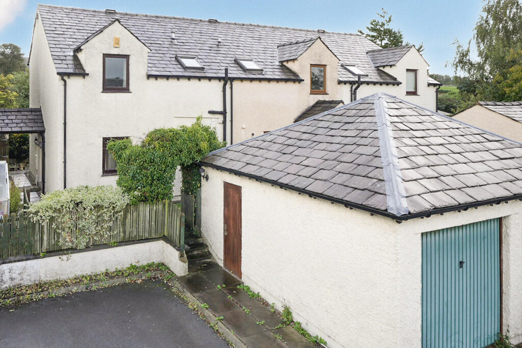 3-bed semi-detached on 28 Chestnut Close, Holme, LA6 1RX, £280,000