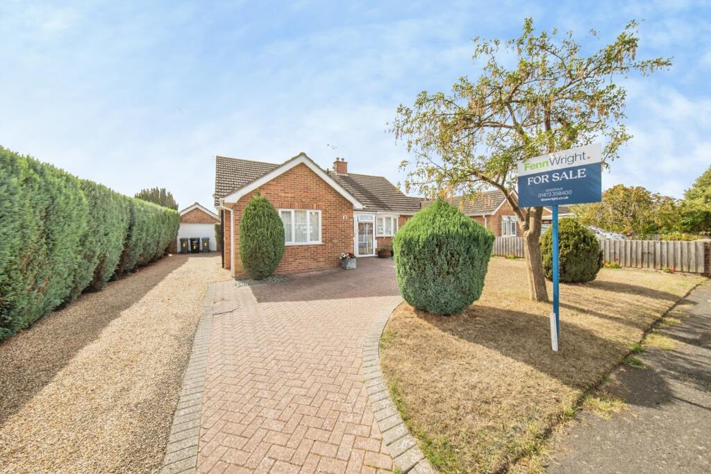 Main image of property: Stephen Road, Kesgrave, Ipswich, Suffolk, IP5