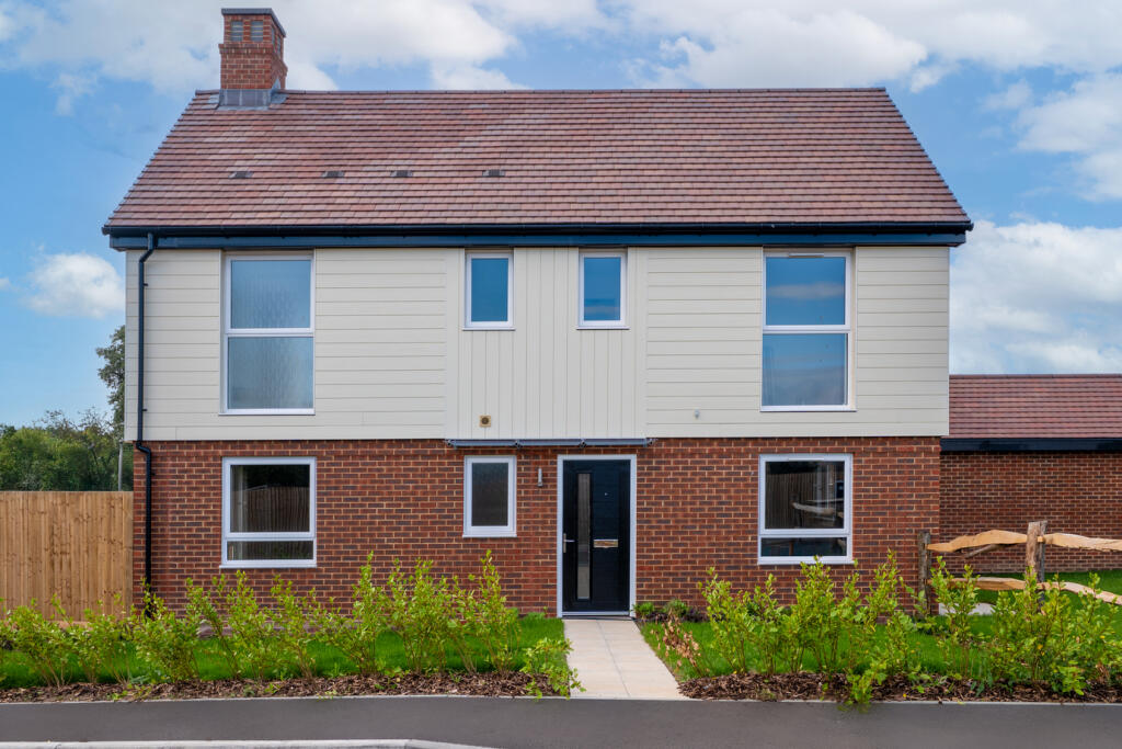 Main image of property: Barrington Road,
Off Shaftesbury Avenue,
Goring-by-Sea,
West Sussex,
BN12 4EA