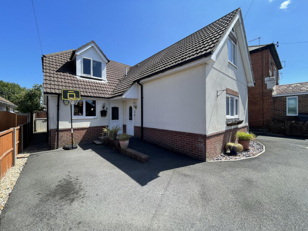 2-bed semi-detached on Kinson Road, Bournemouth, BH10 5, £235,000