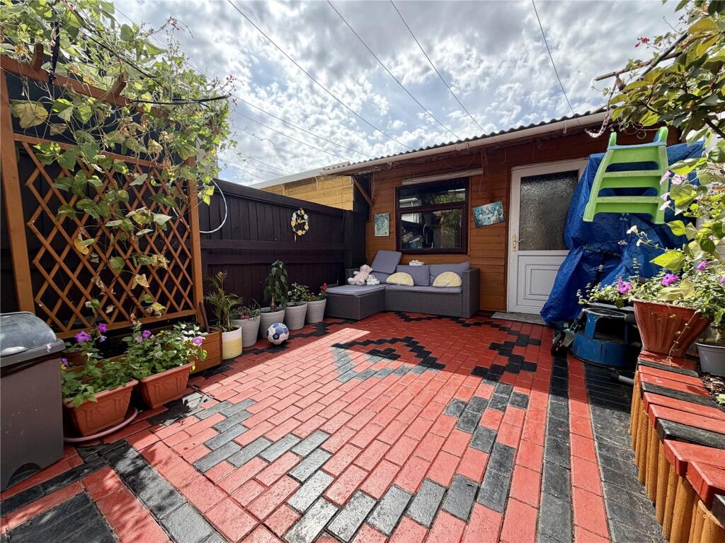 Property photo 11