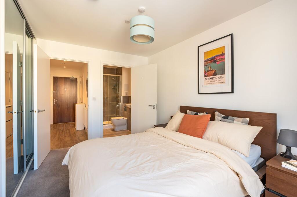 Apartment in Oxford - More
