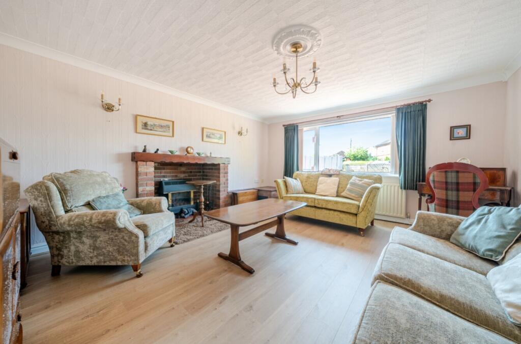 House in West Lindsey, Nettleham CP - View 5