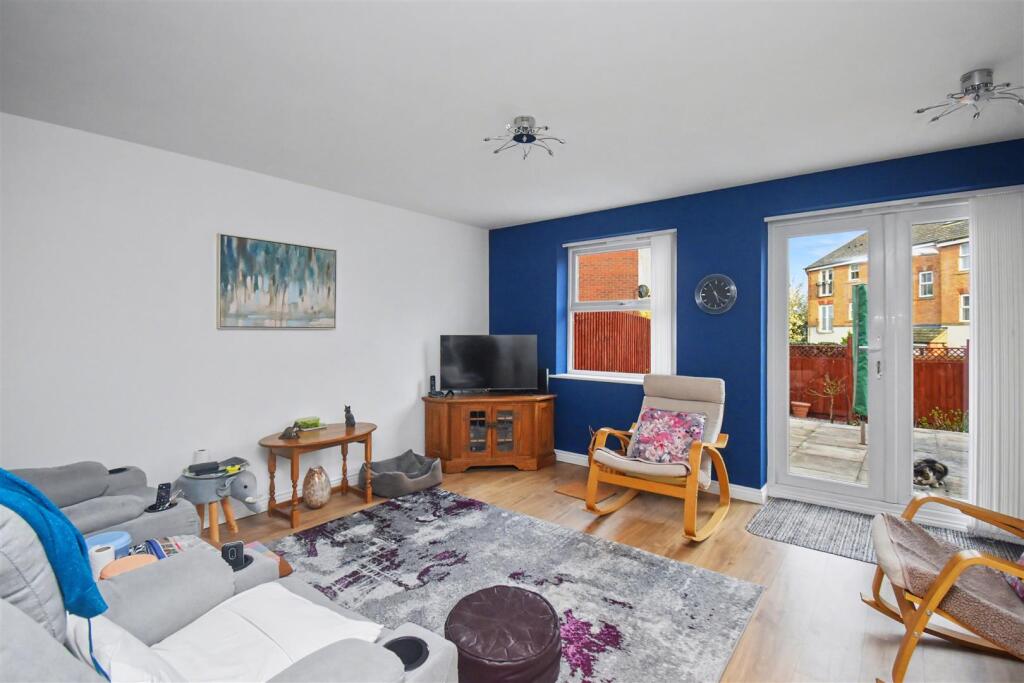 House in Great Oakley, Danesholme - View 5