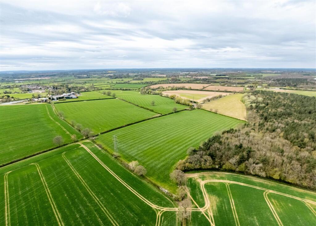 Littlebrook Farm - Drone - 007.jpg