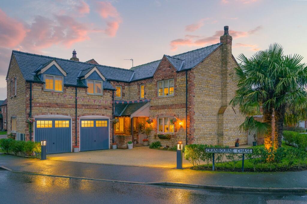 Main image of property: Cranbourne Chase, North Hykeham, Lincoln, Lincolnshire, LN6 9TX
