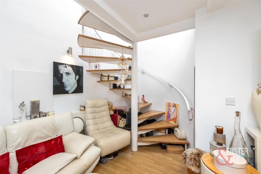 Albany Mews, Hove photo 4